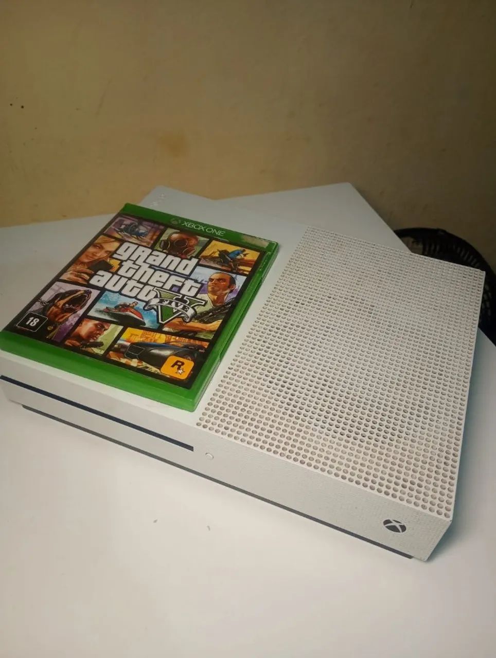 Xbox One S 500GB!