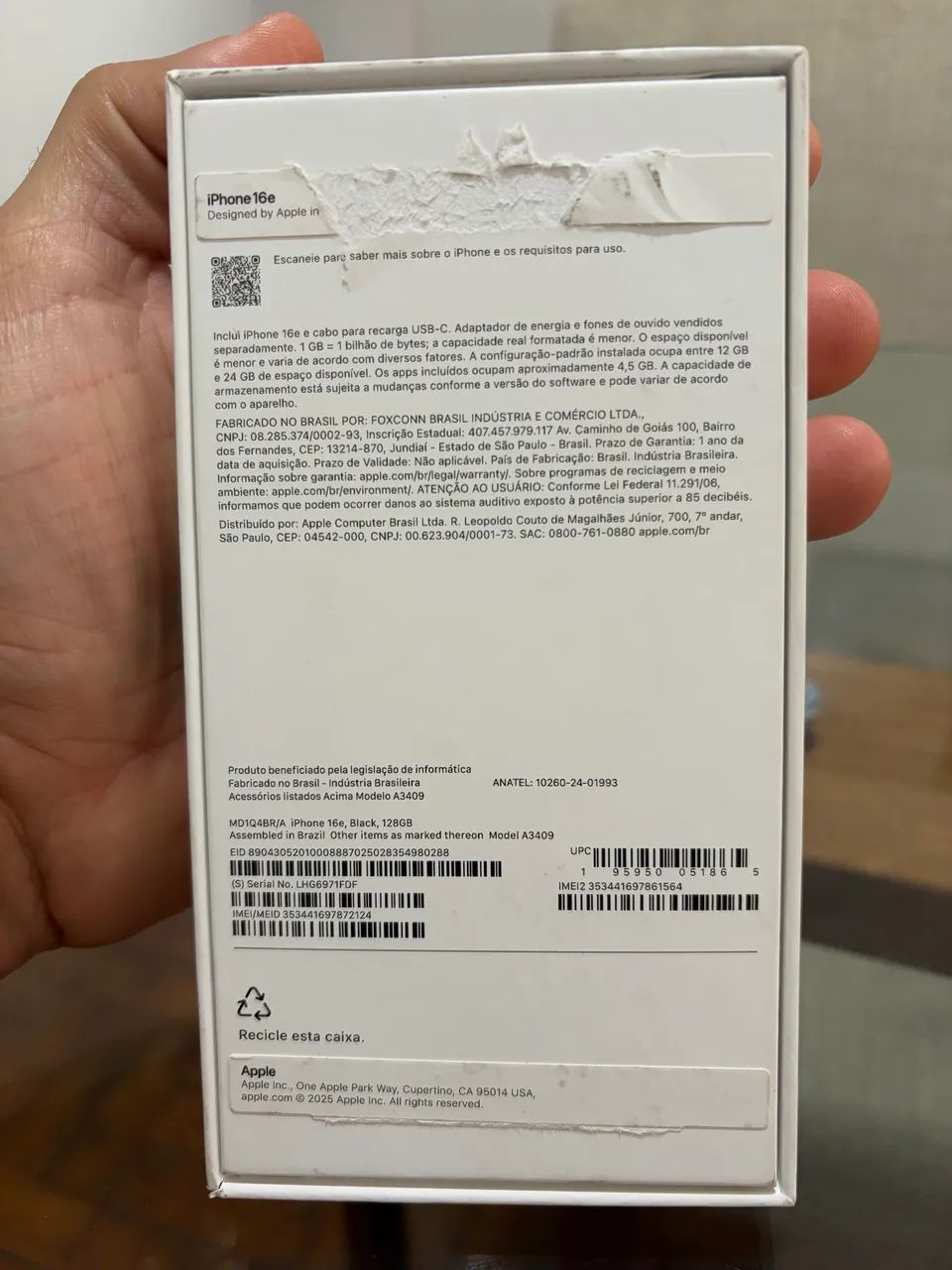 Caixa iPhone 16e 