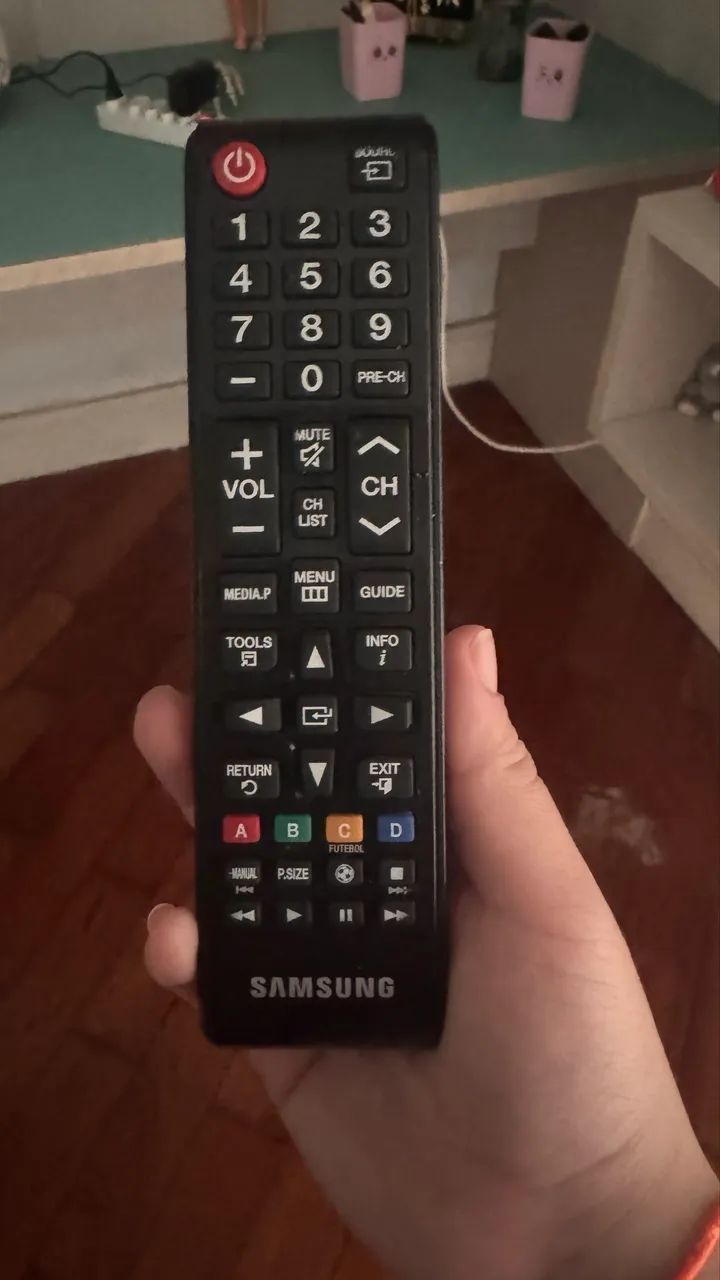 Desapego de tv SAMSUNG NÃO SMART  - Foto 2