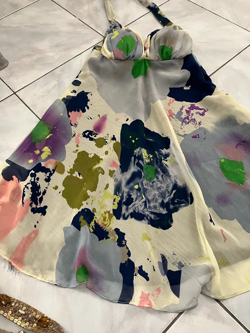 Vestido estampado de festa 