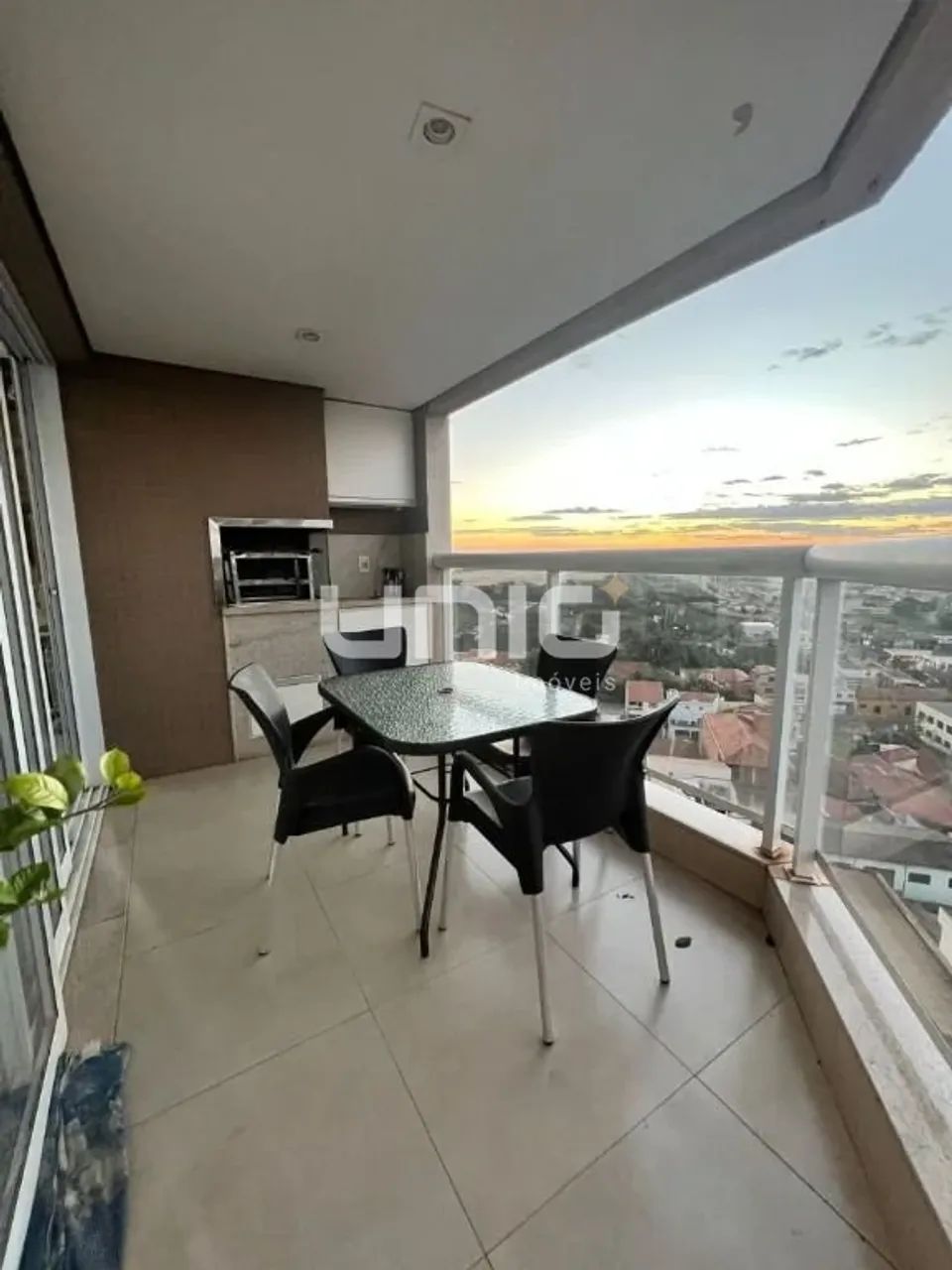 Apartamento Edifício vila real à venda no Centro de Rio das Pedras - SP REF: AP2757