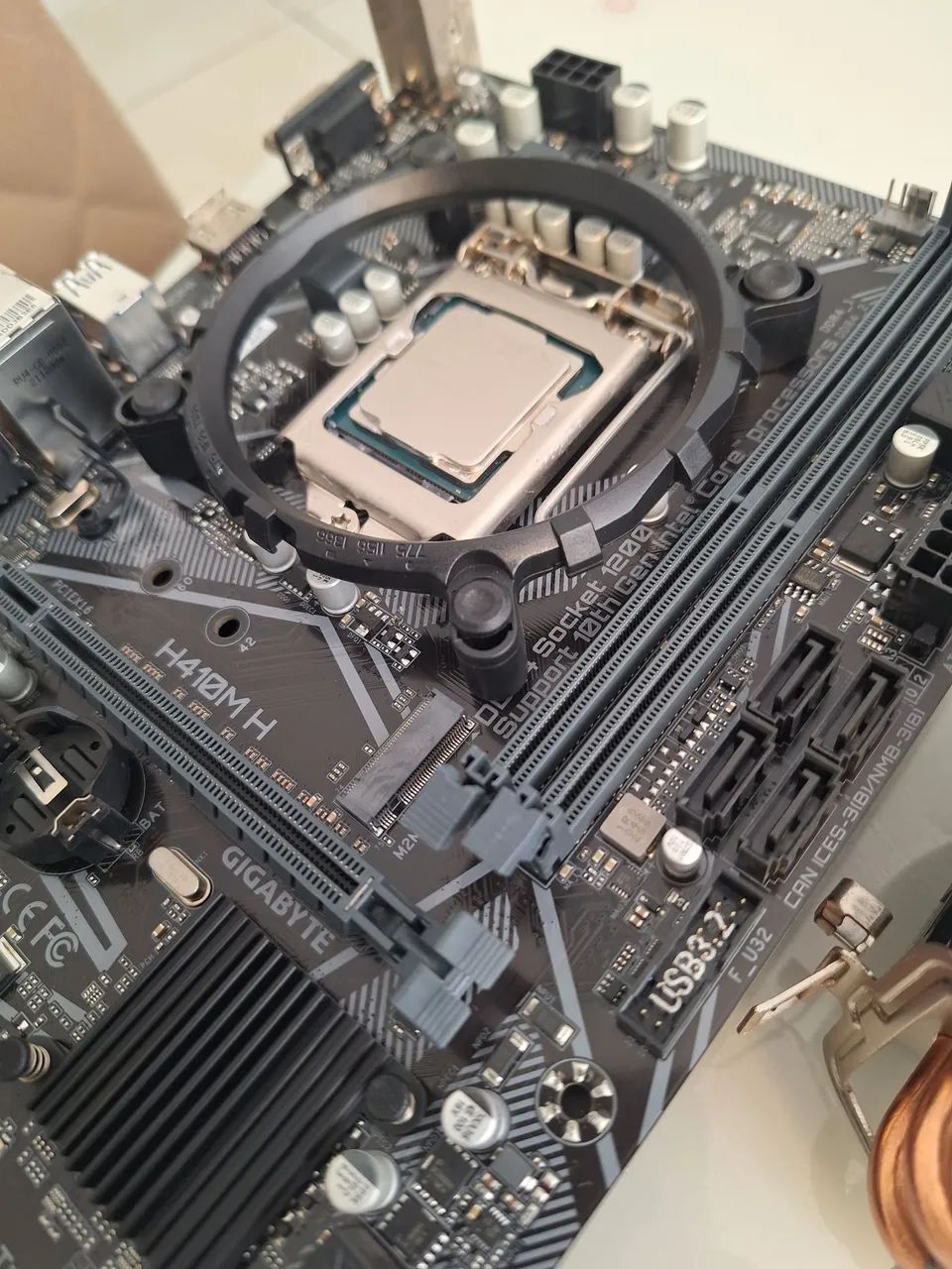 Kit i3 1105F, Gigabyte H410M - Foto 2