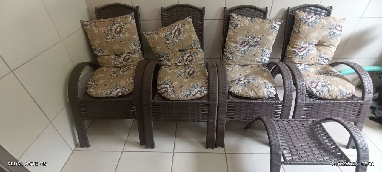Conjunto de terraço semi novo  - Foto 4