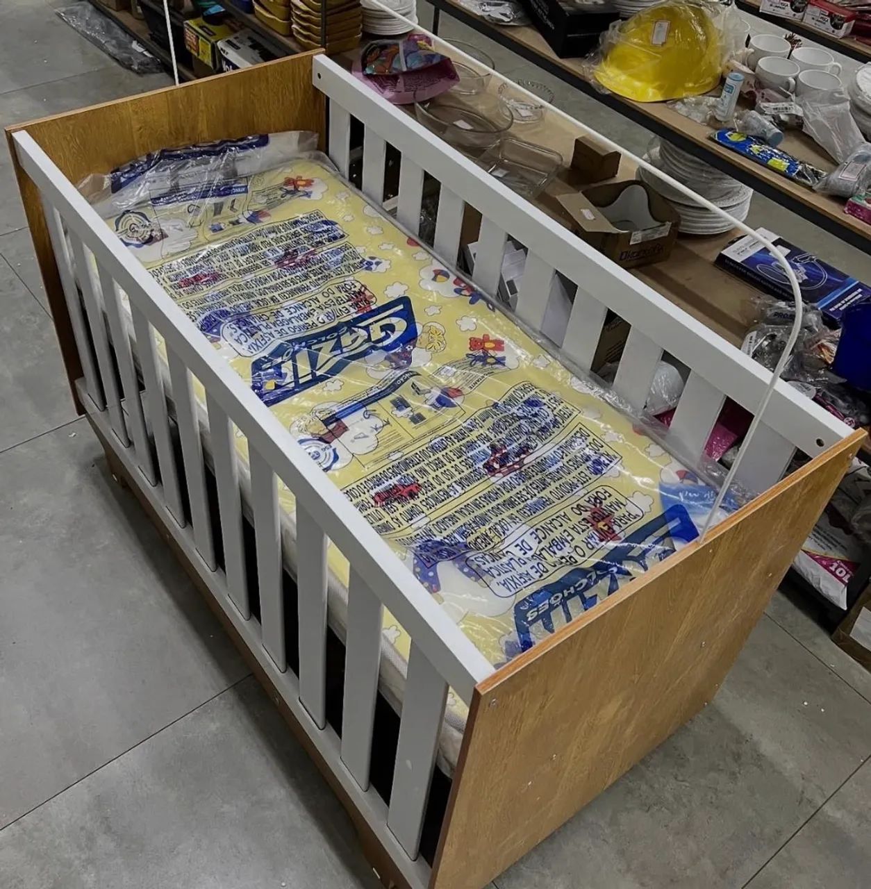 Berço mini cama life 