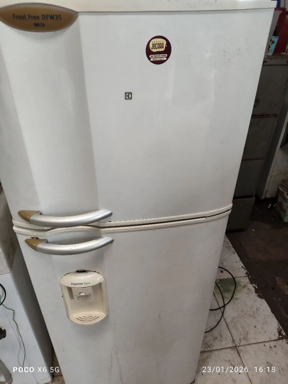 Vendo geladeira Eletrolux Frost Free 