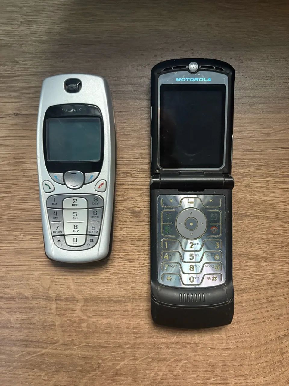 Celular Nokia 3520 e V3 Black  - Foto 2