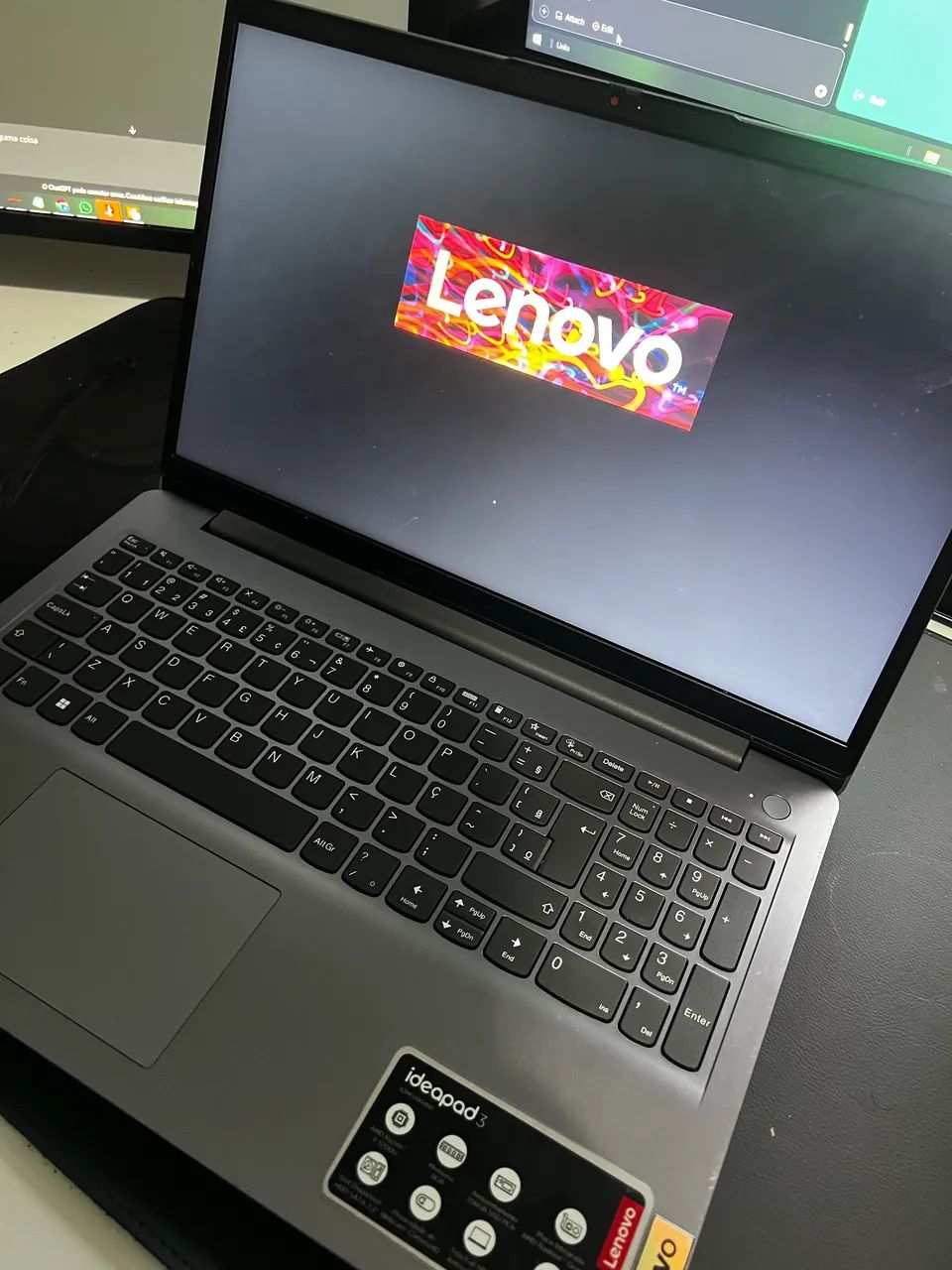? Notebook Lenovo Ryzen 7 5700U | 24GB RAM | SSD | Excelente Estado - Foto 2