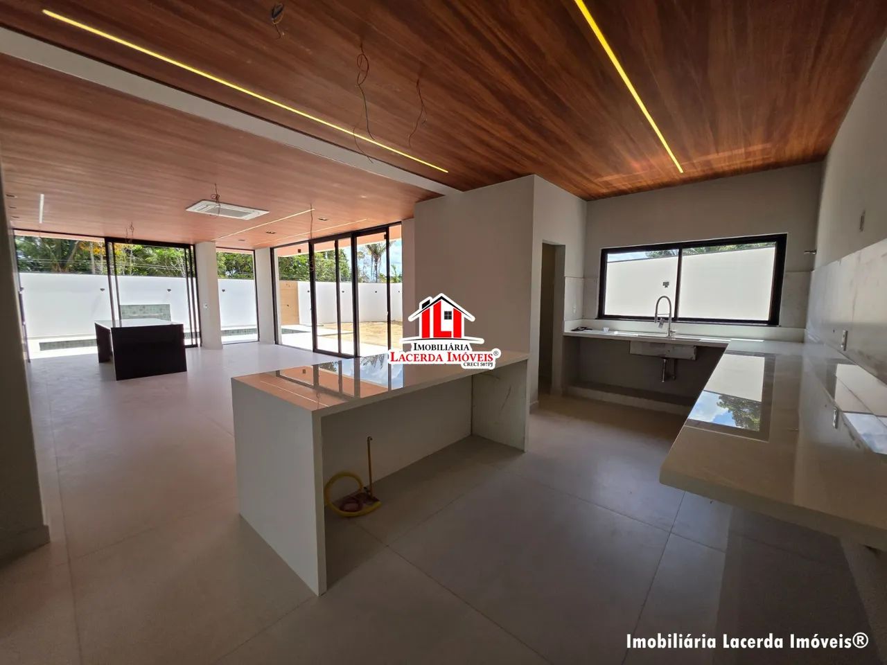 Alphaville 4 Casa Duplex 4 Suítes Piscina - Foto 4