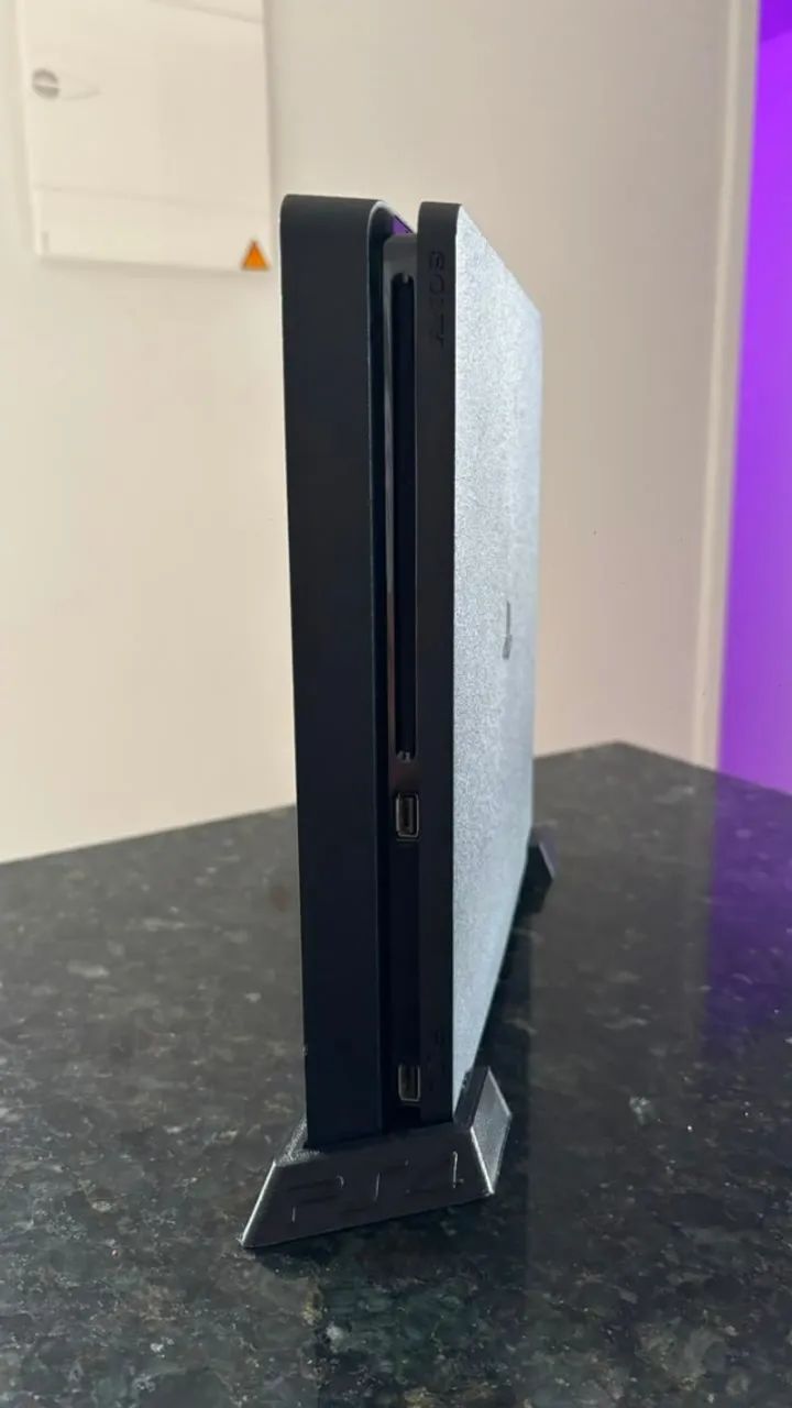 PS4 SLIM 1TB - Foto 2