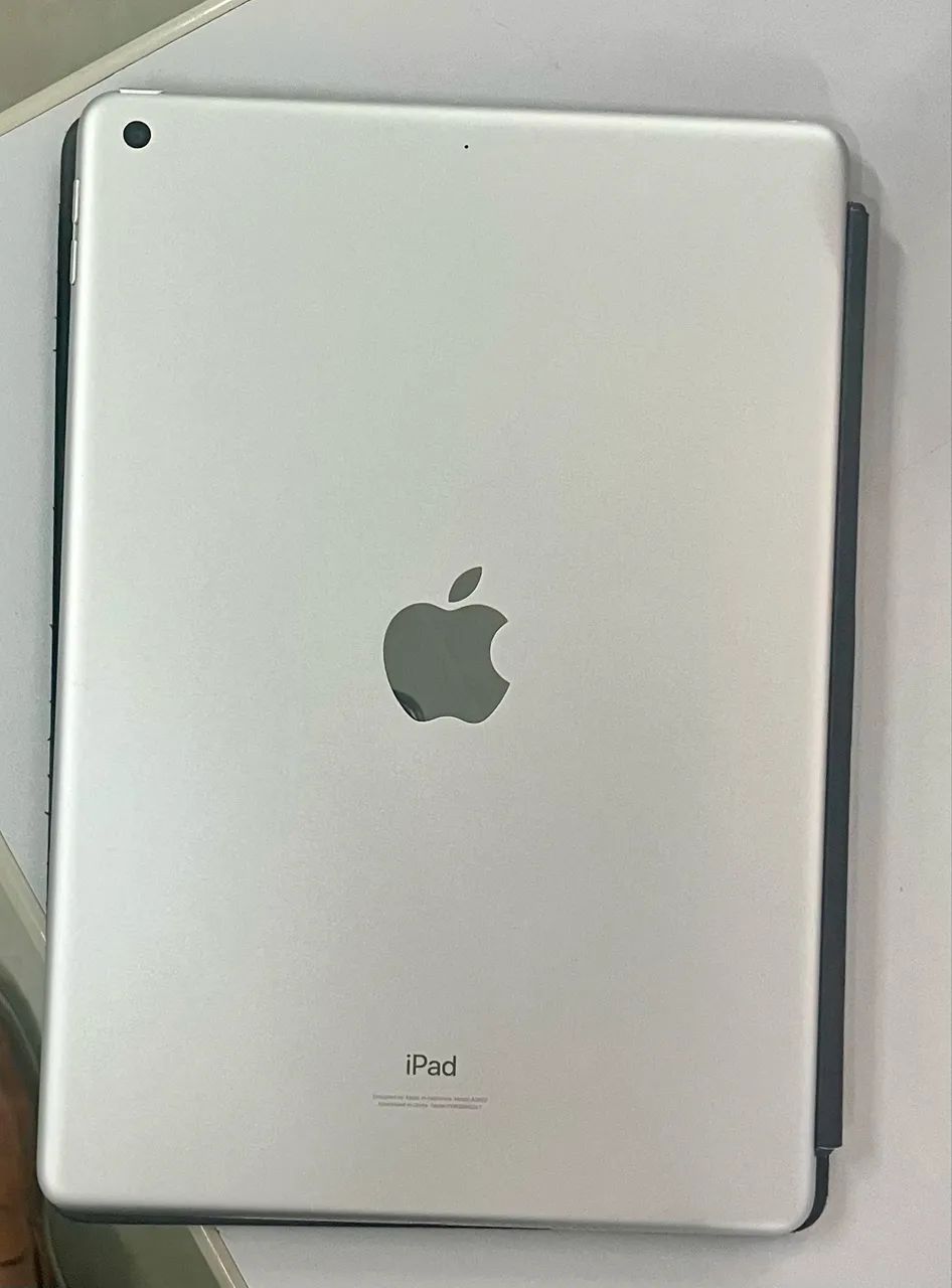IPAD 9 256Gb com teclado original Apple - Foto 2
