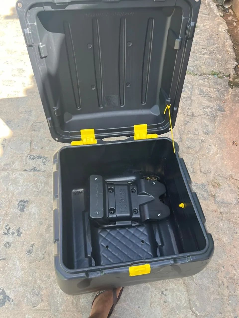 Baú 160 litros já com suporte universal  - Foto 2