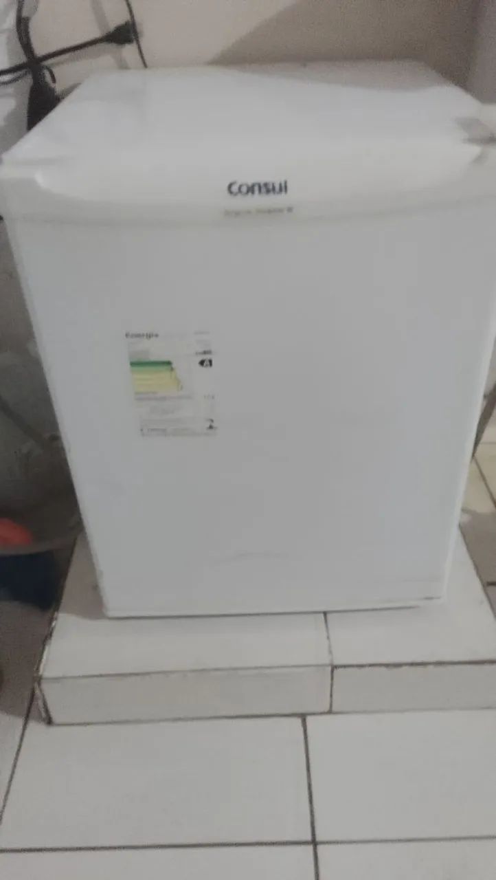 Frigobar em perfeito Estado funcionando 