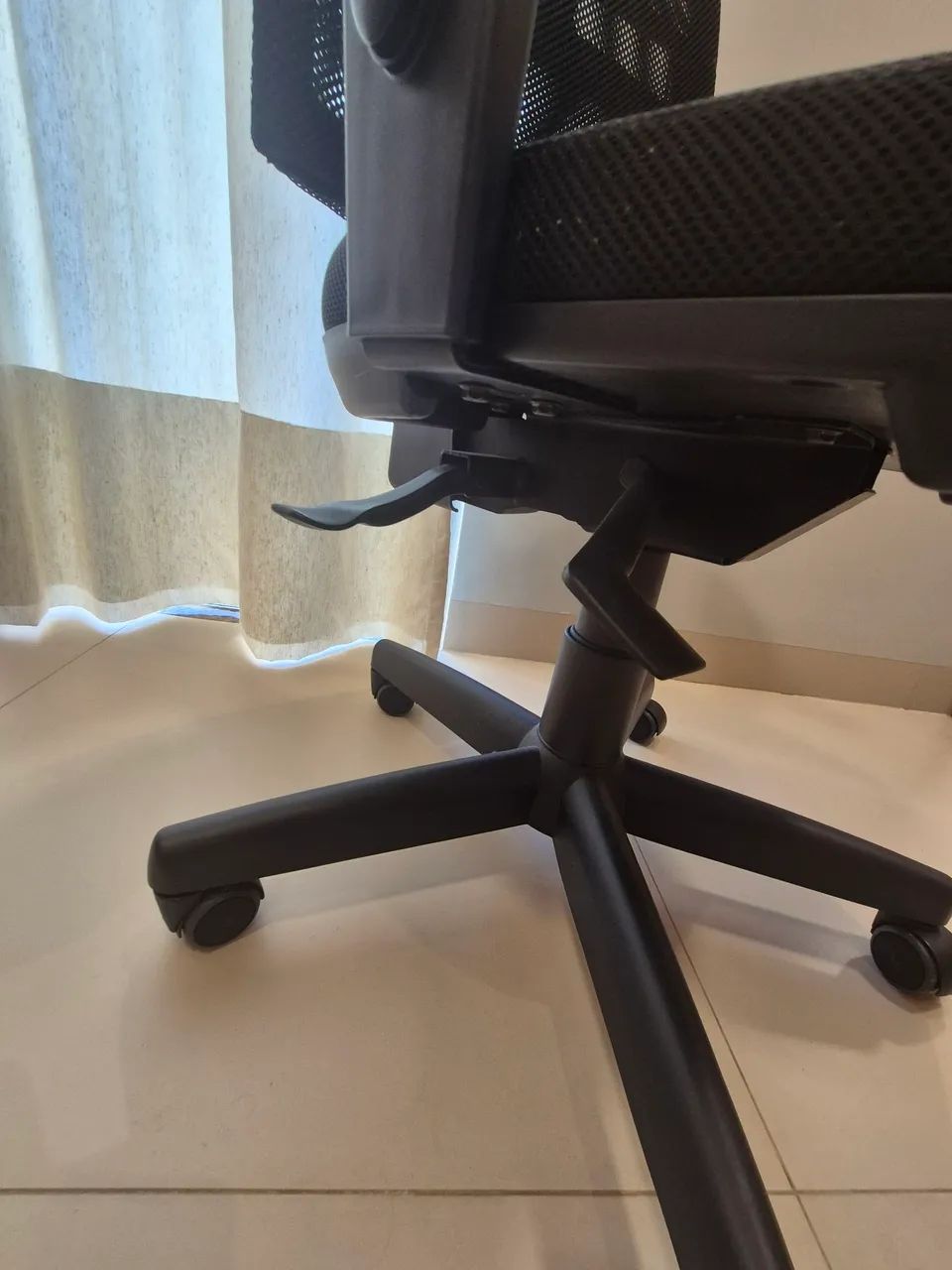 Cadeira Diretor  - Foto 3