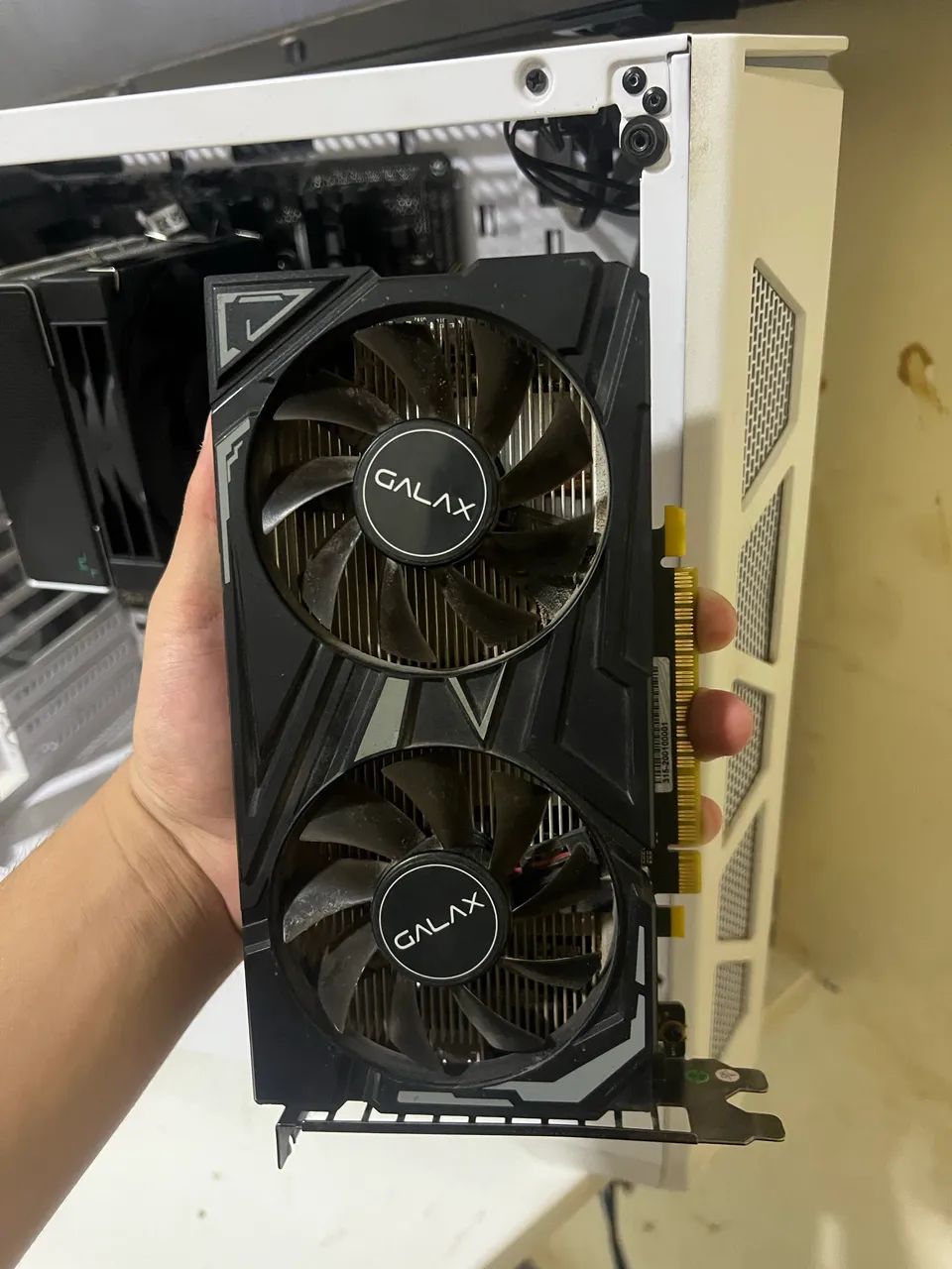 Placa de Vídeo 1650 Super 4GB QUEBRADA - Foto 2