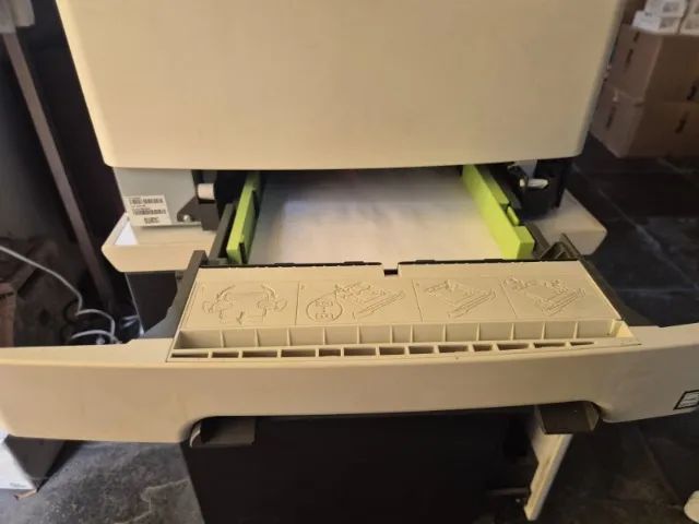 Impressora Lexmark CS 310dn Toner Colorido (Usado) - Foto 3