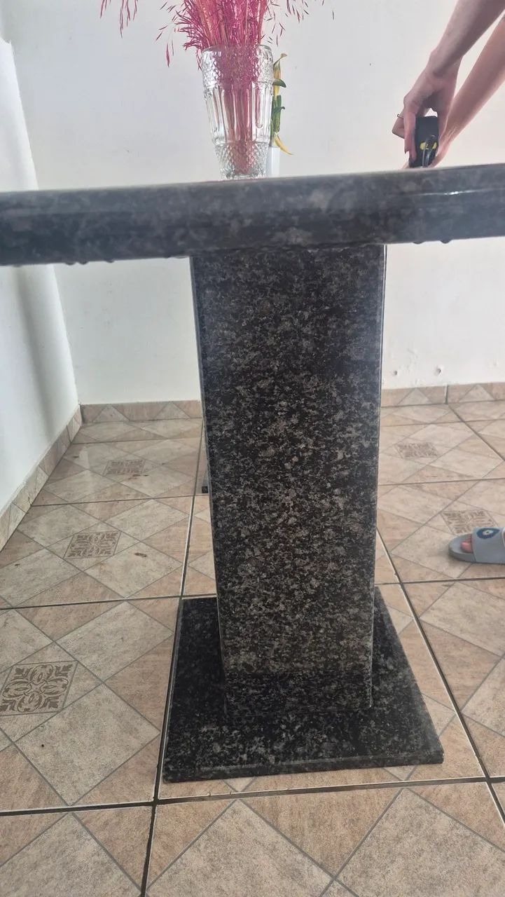 Mesa Granito 