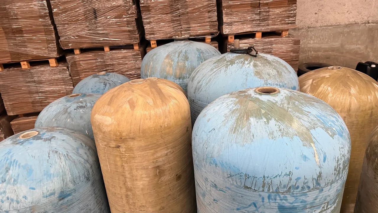 11 Tanques de Pressão PRFV para Filtro de Água Industrial - Fibra de Vidro e 1 de inox - Foto 4