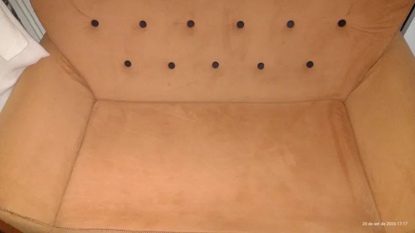 Sofá de dois lugares