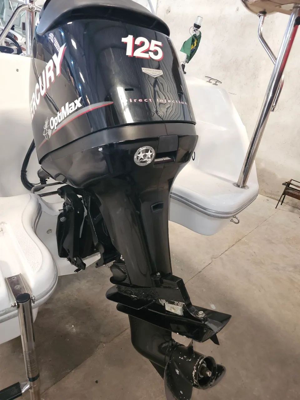 Triton 200 cabinada com motor Mercury 125 hp - nao Focker Fs  - Foto 9