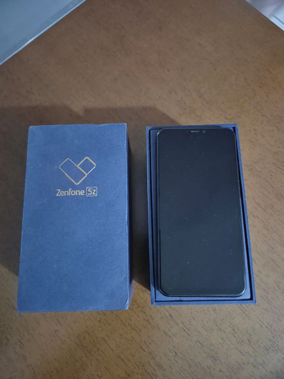 Asus Zenfone 5z  - Foto 2