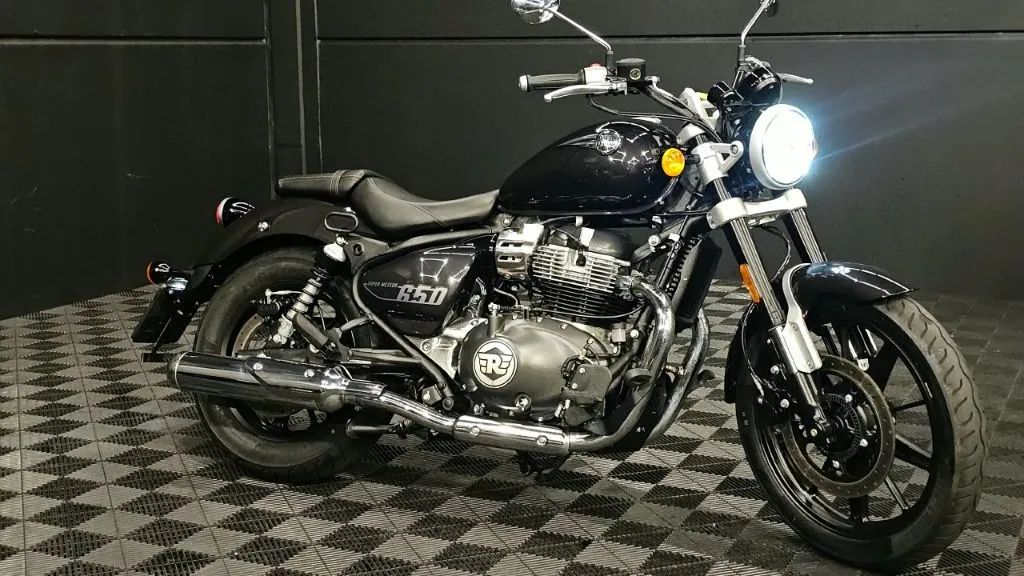Super Meteor 650 Astral  - Foto 5
