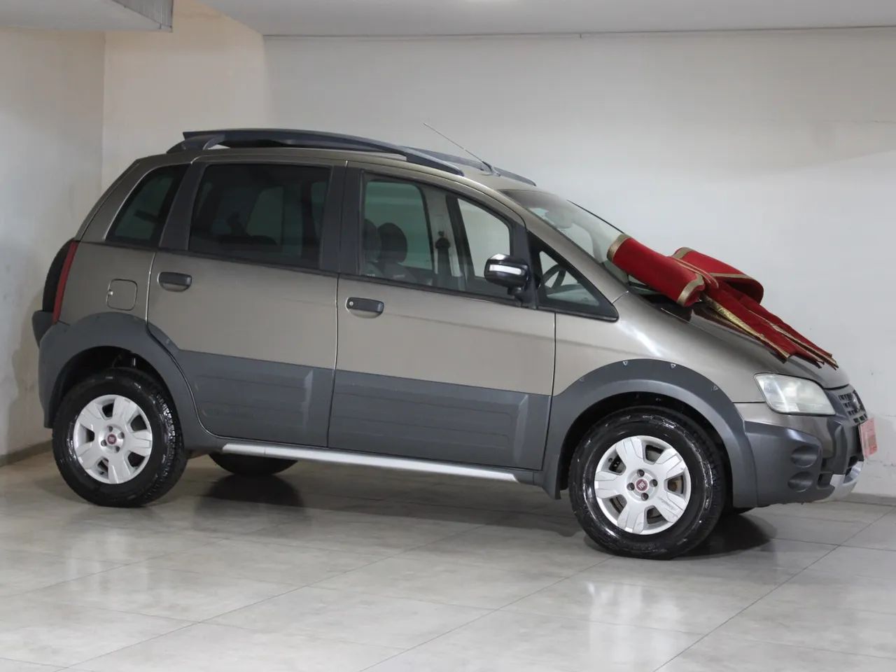 Fiat Idea Adv./ Adv.lock.dualogic 1.8 Flex 5P 2010 - Foto 2