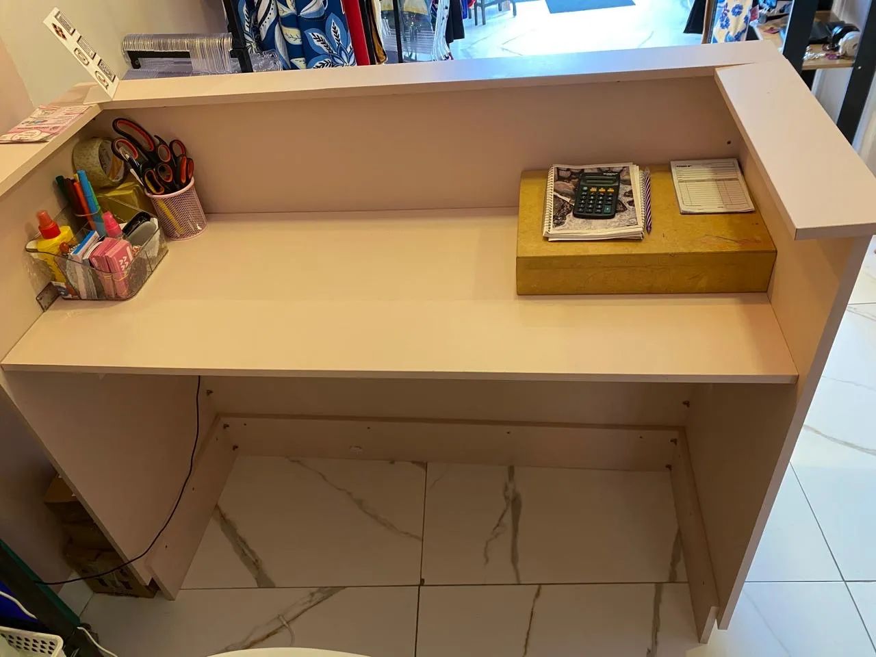 Balcão Atendimento Ripado com Led 120cm - Foto 3