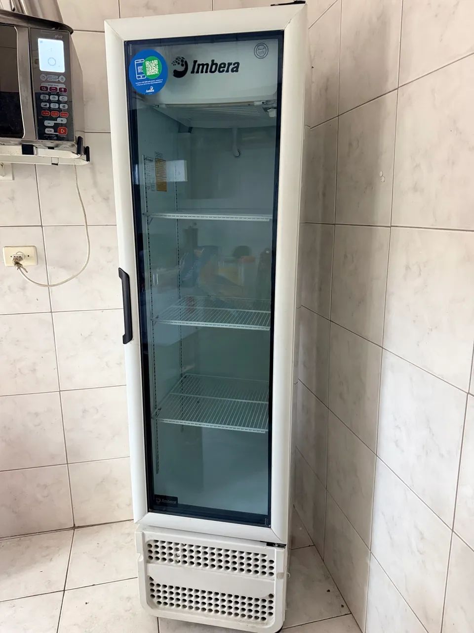 Geladeira expositora Imbera 