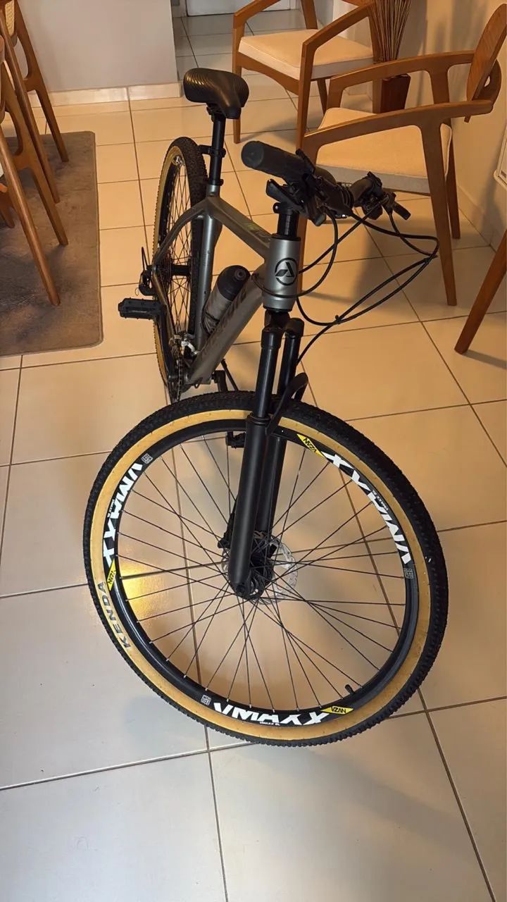 Bicicleta  - Foto 3