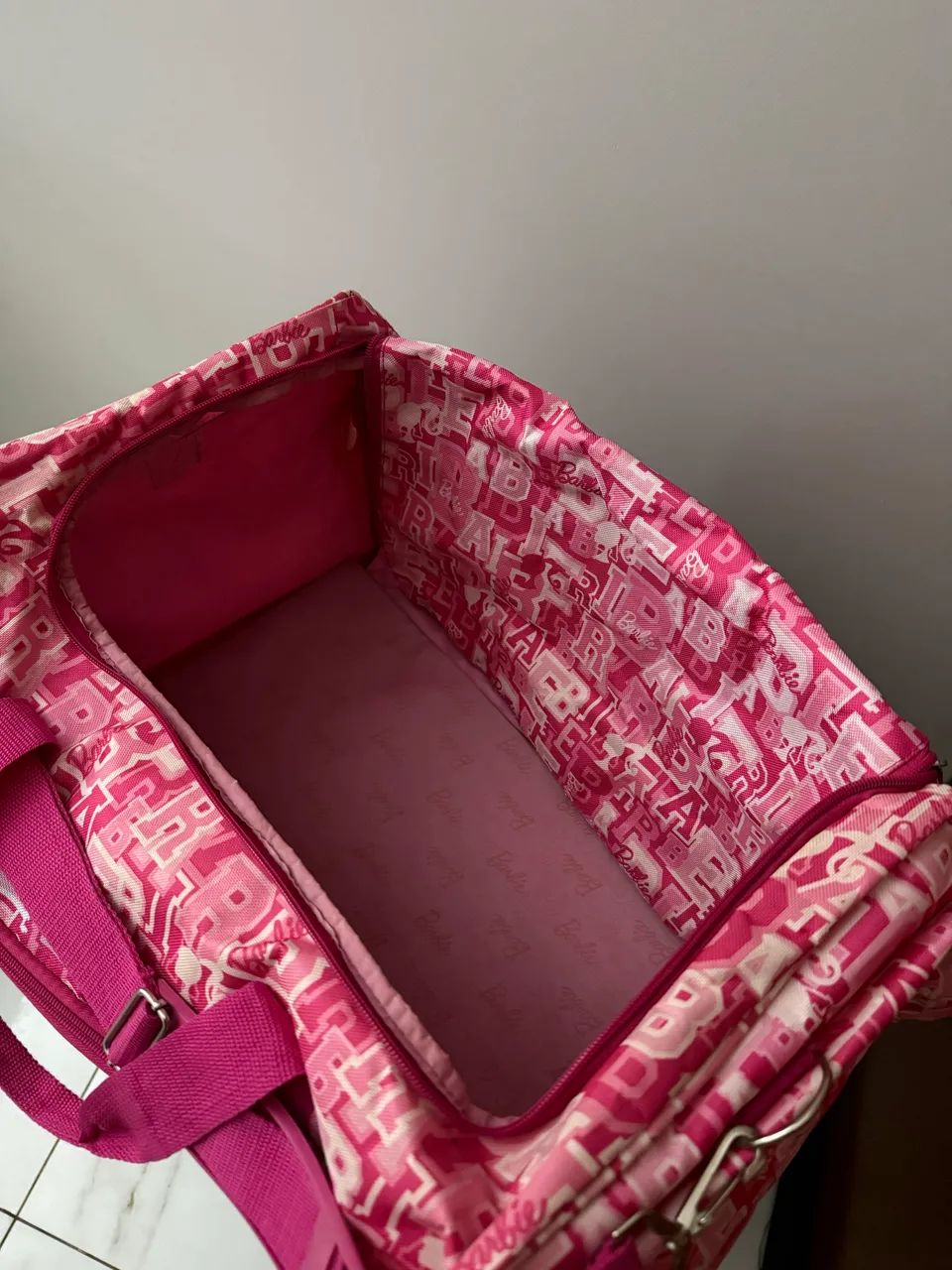Bag Viagem Barbie - Foto 5