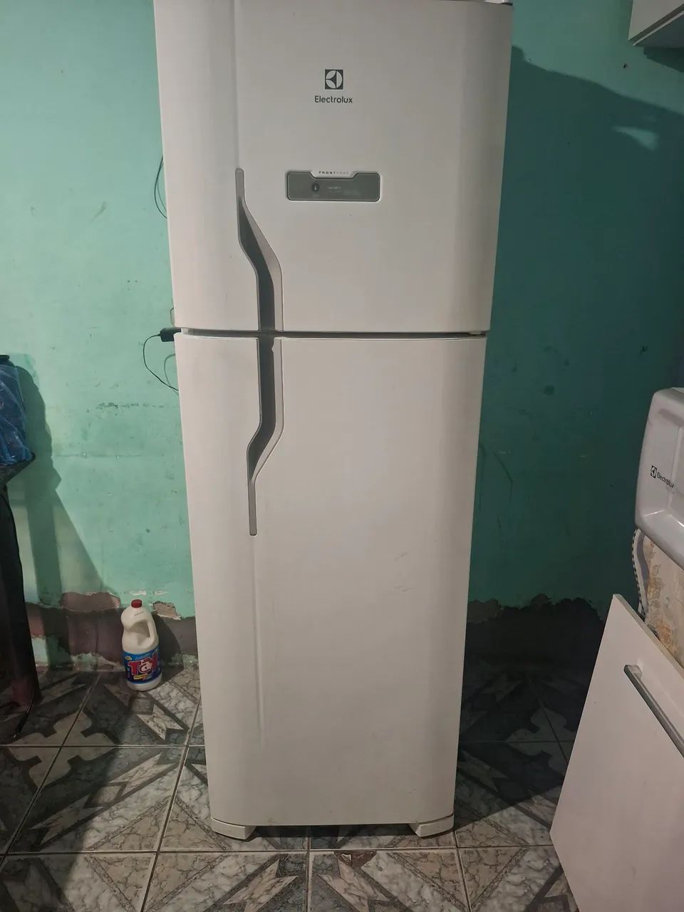 Apenas vendo geladeira Electrolux 