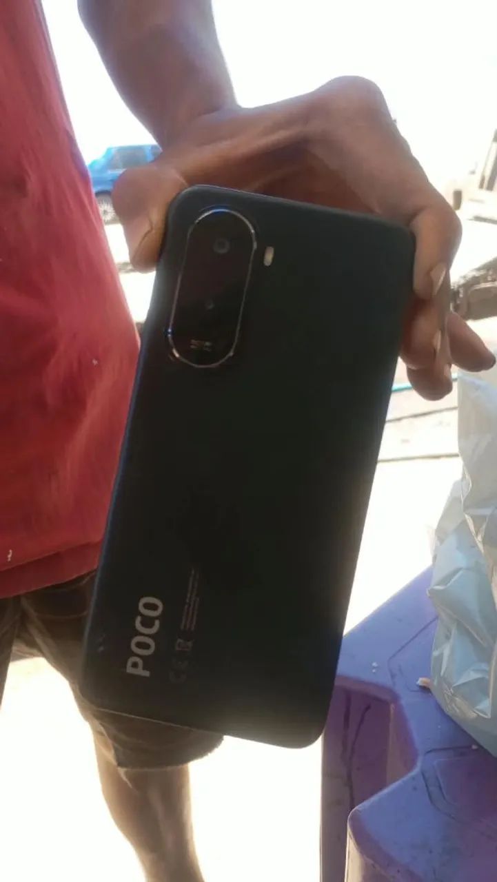 Vendo ou troco celular Poco M7  - Foto 2
