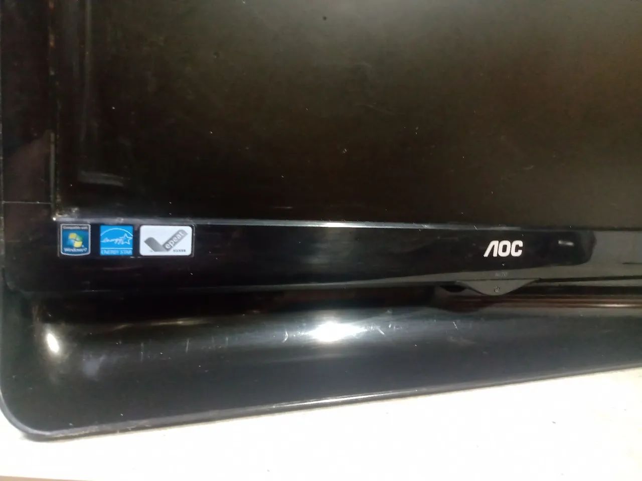 Monitor Led AOC Backlight modelo e966wn 18 p $180 - Foto 3