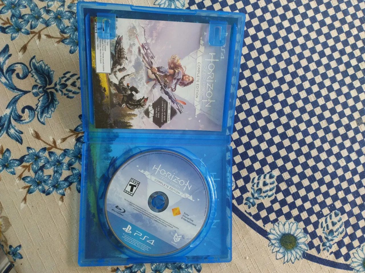 vendo Horizon Zero Dawn, Complete Edition - Foto 2
