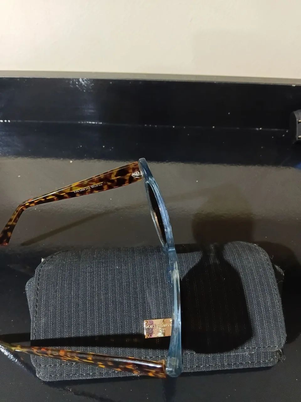 Oculos de sol Dolce e Gabbana Milano Itália.  - Foto 2