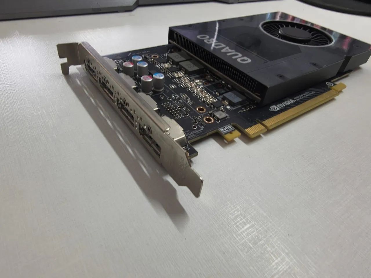 Placa de Vídeo NVIDIA Quadro P2000 5GB PNY - Profissional CAD