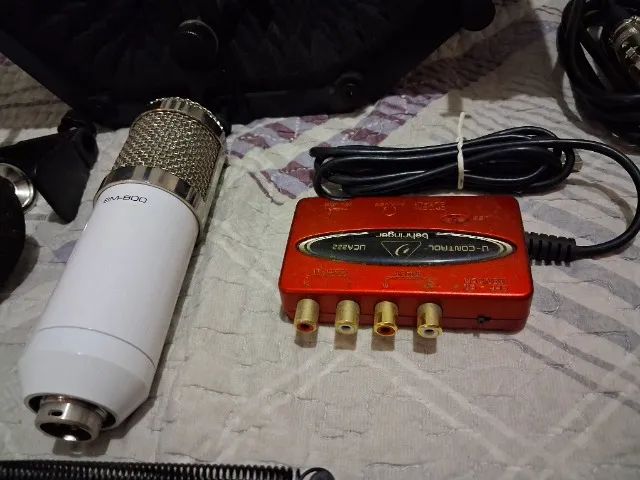 Kit podcast: Microfone BM800 + Interface Behringer + Isolamento Portátil - Foto 5