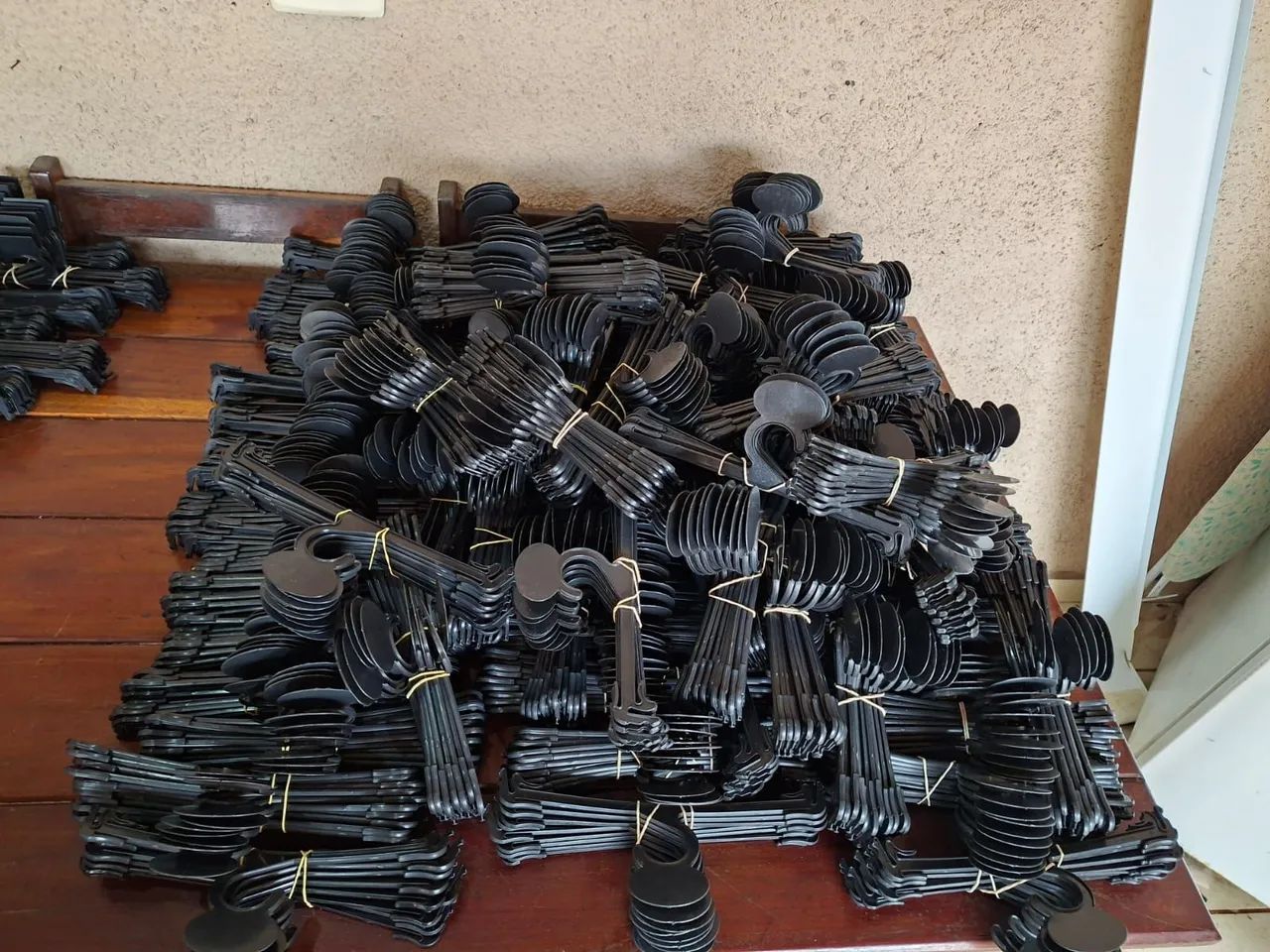 CABIDES PARA LOJA DE ROUPAS E LINGERIE E MODA INFANTIL  - Foto 2