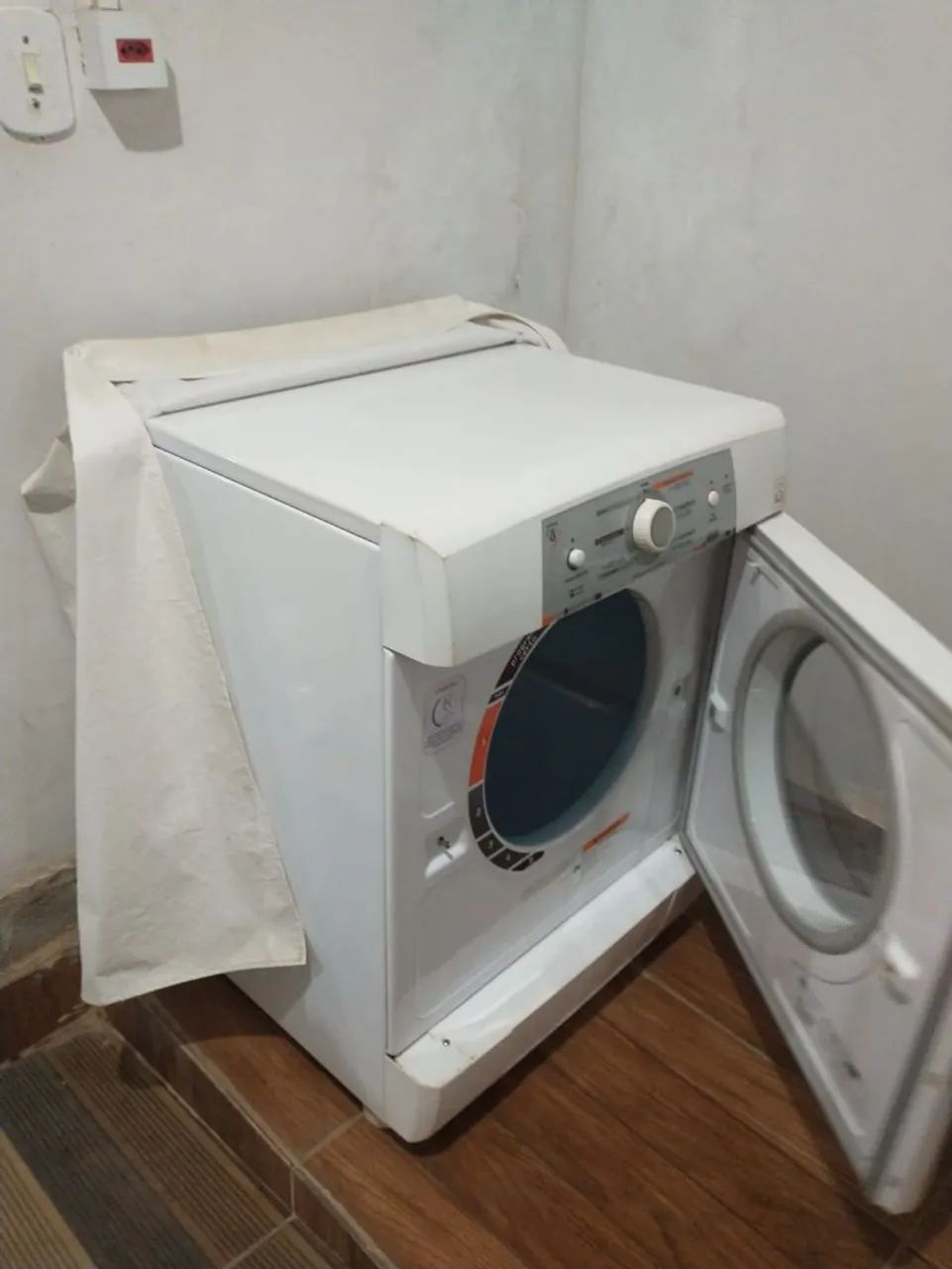Vende - se secadora de roupa - Foto 2
