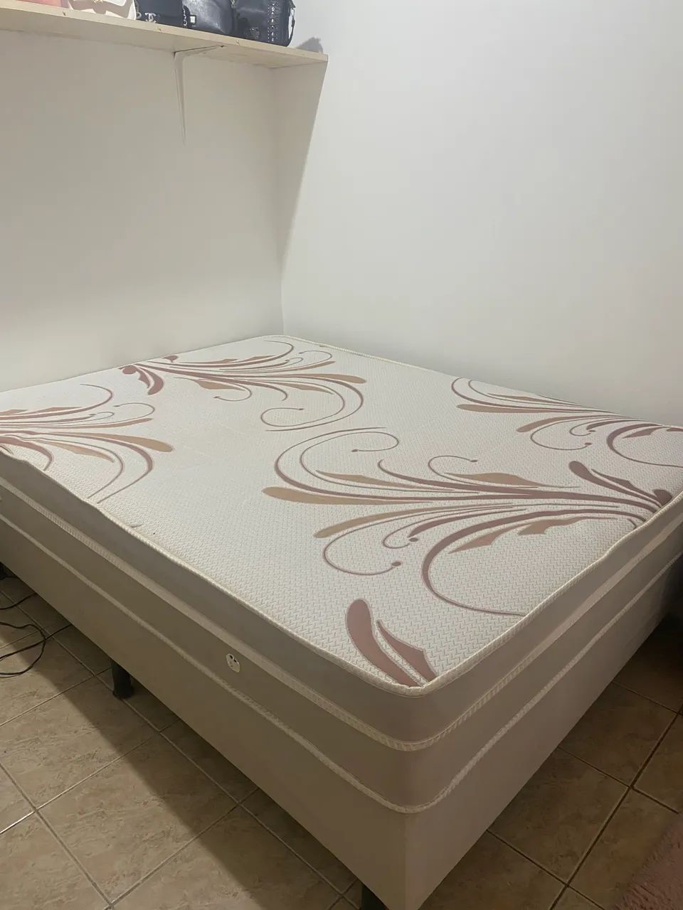 Cama box