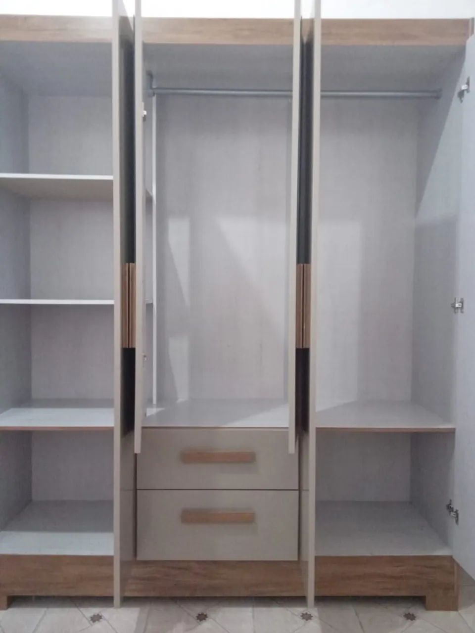GUARDA ROUPAS - Foto 2