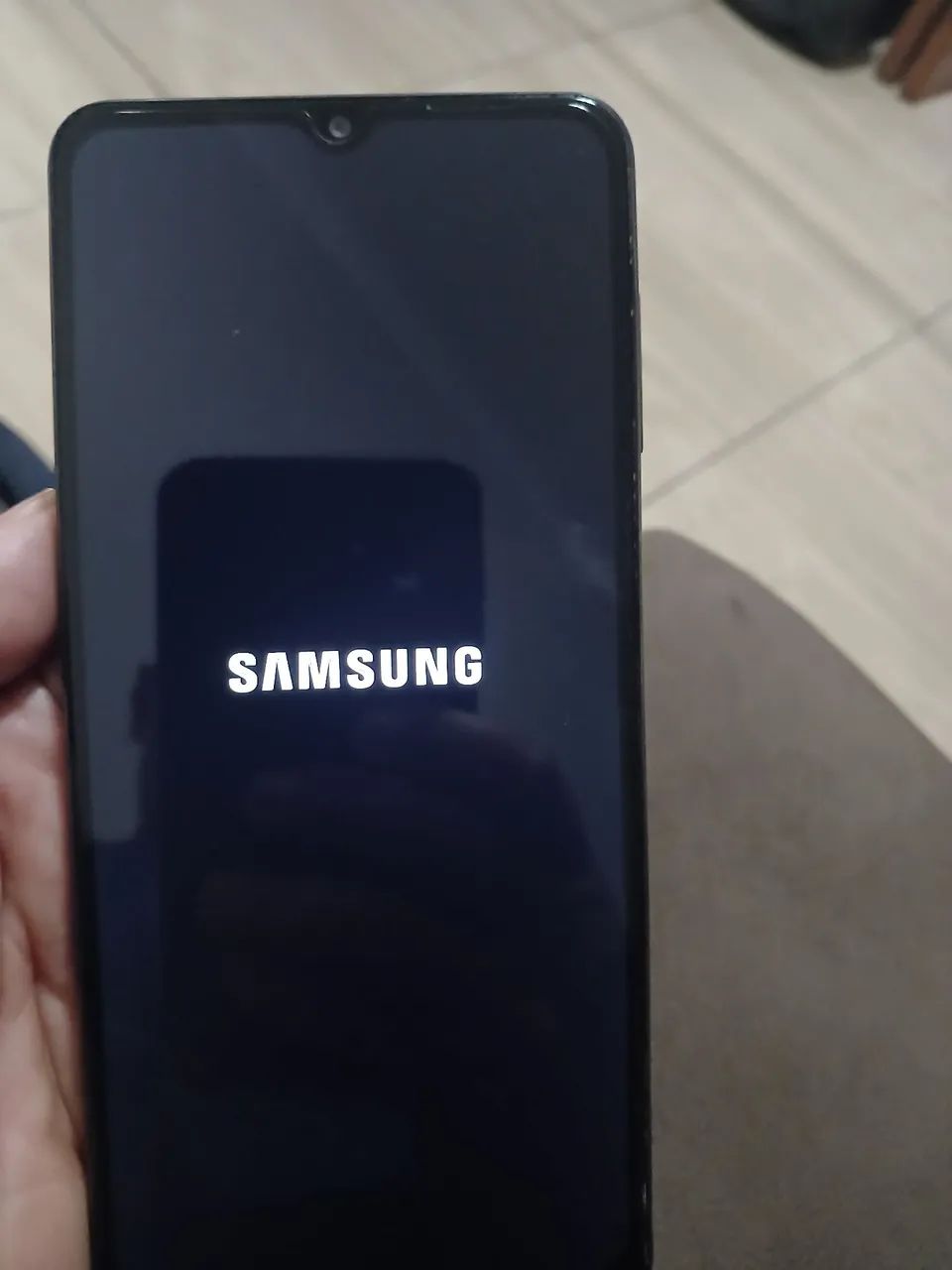 VENDO CELULAR GALAXY A 12 EM EXCELENTE ESTADO DE NOVO