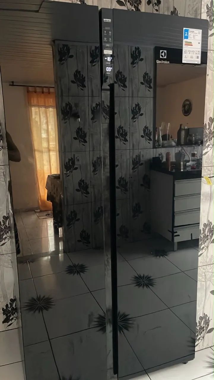 Geladeira side by side Electrolux 526L - Foto 4