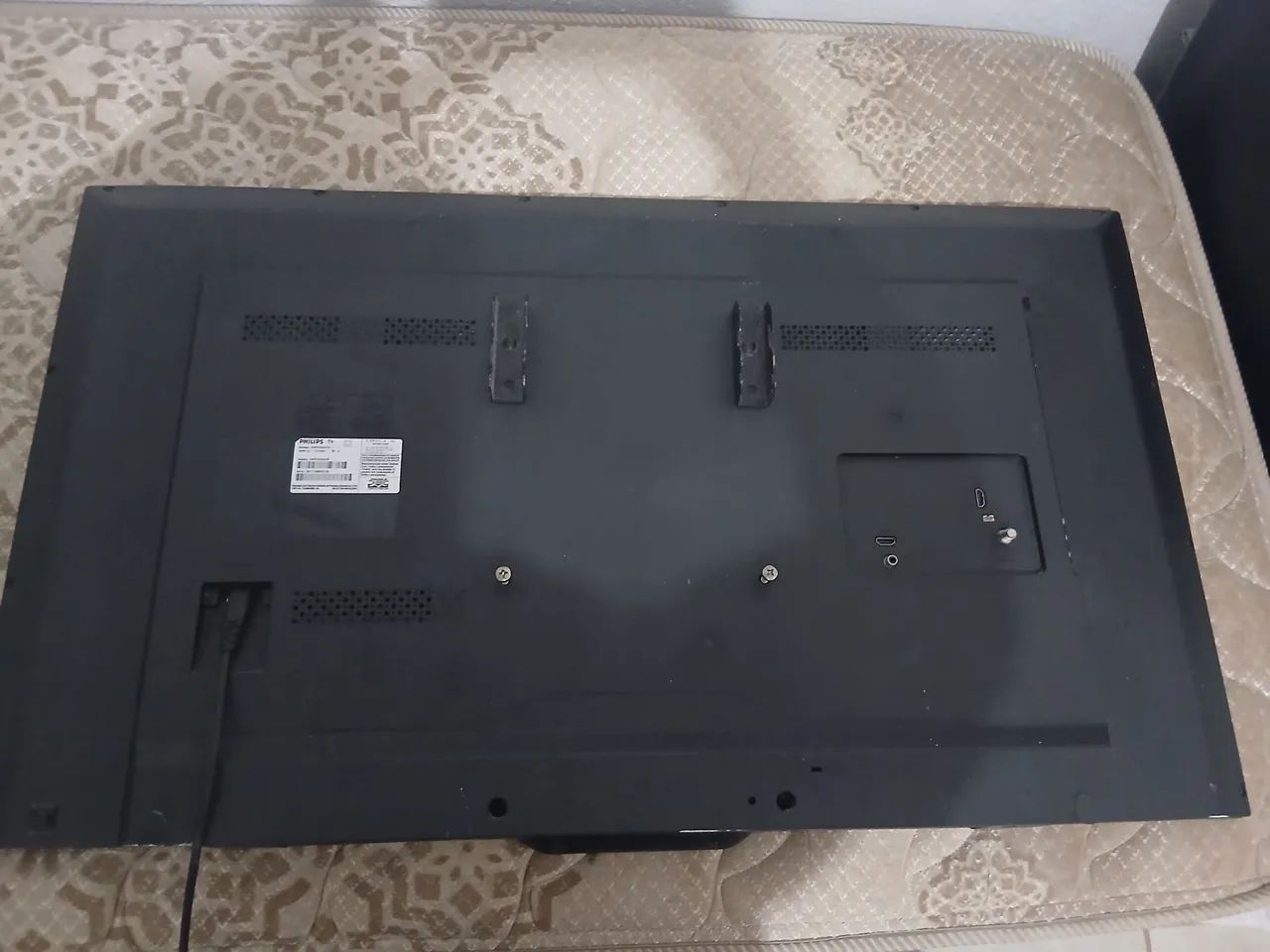 Tv lcd Philips 42 polegadas (não e smarttv) - Foto 2