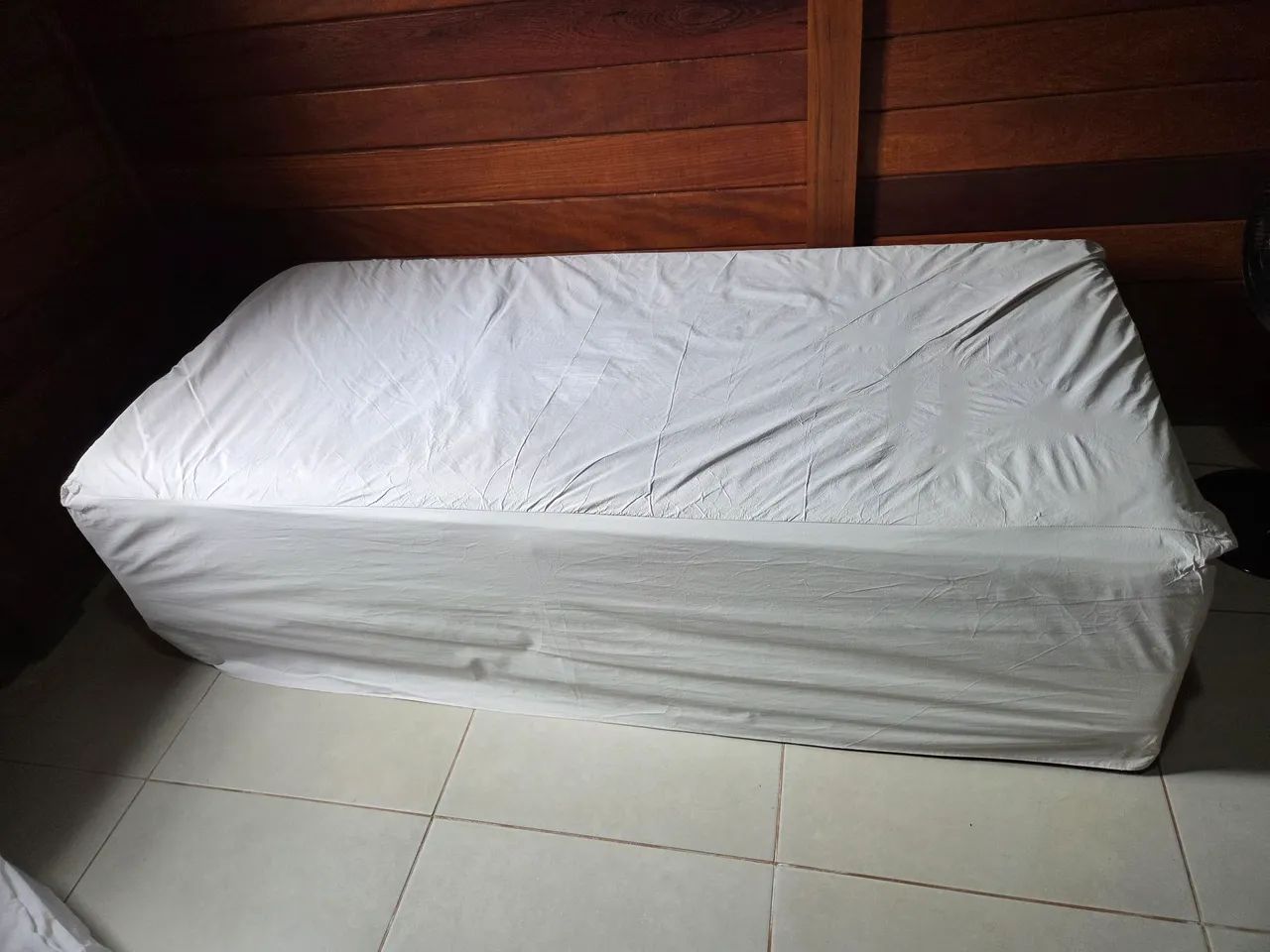 Cama solteiro box integrada com capa65573826362626122