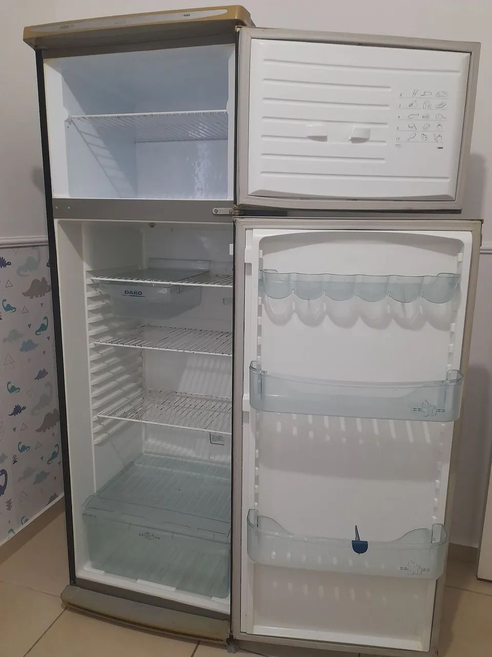 Geladeira Dako 