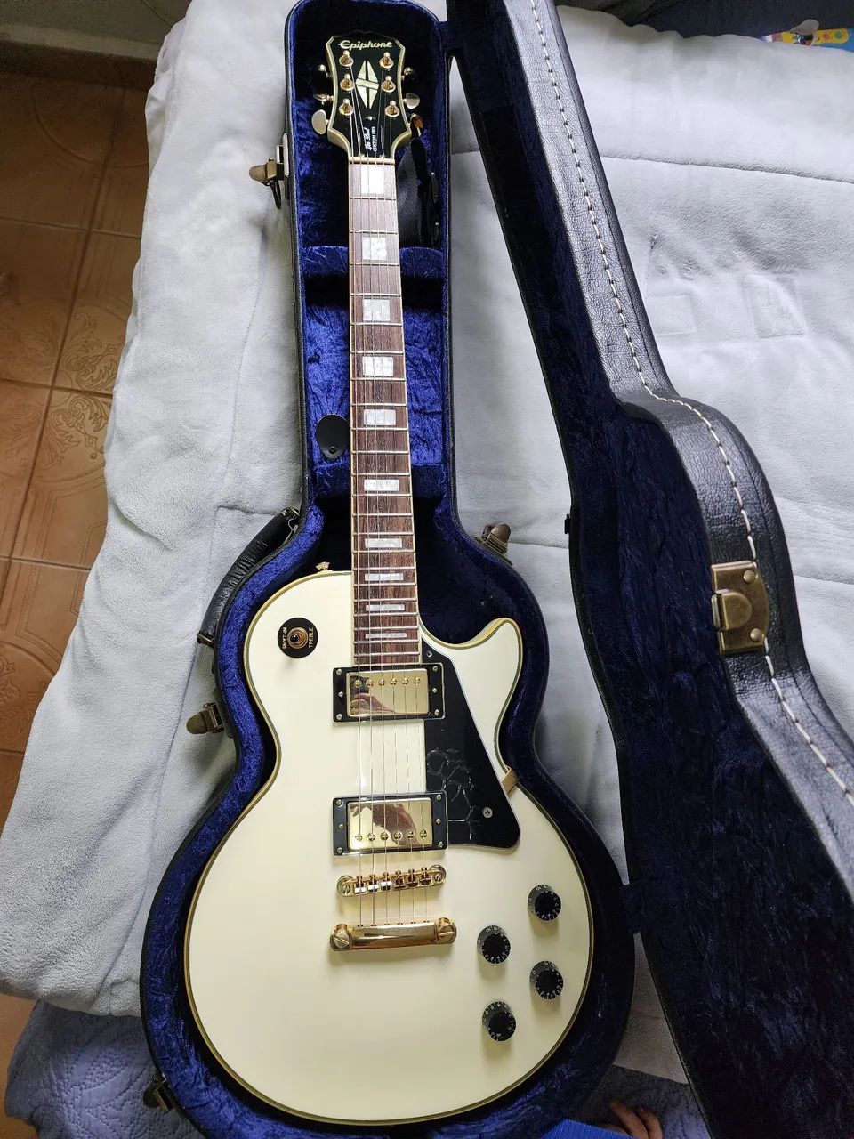 Epiphone Les Paul Custom Pro 2012 Alpine White / Creme - Impecável - Foto 3