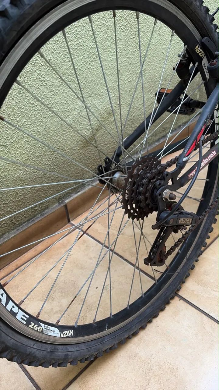 Bicicleta aro 26 - Foto 4