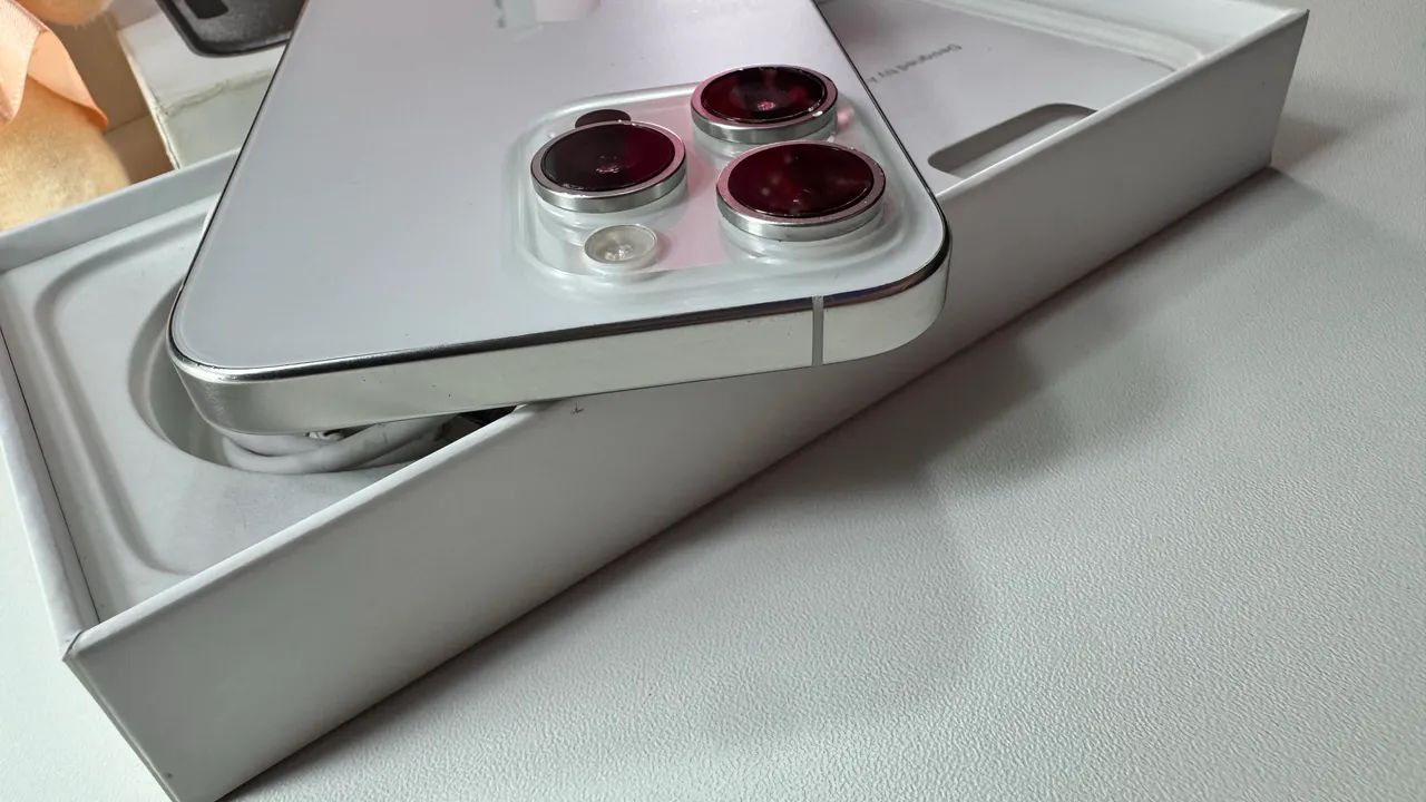 iPhone 15 pro max 256gb branco  - Foto 4