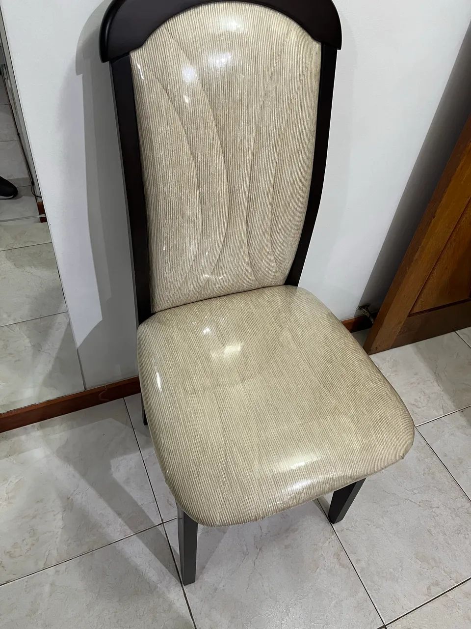 Mesa de 6 cadeiras tampo de vidro  - Foto 4